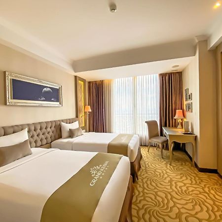 Grand Keisha Yogyakarta Hotel Kejayan Exterior foto