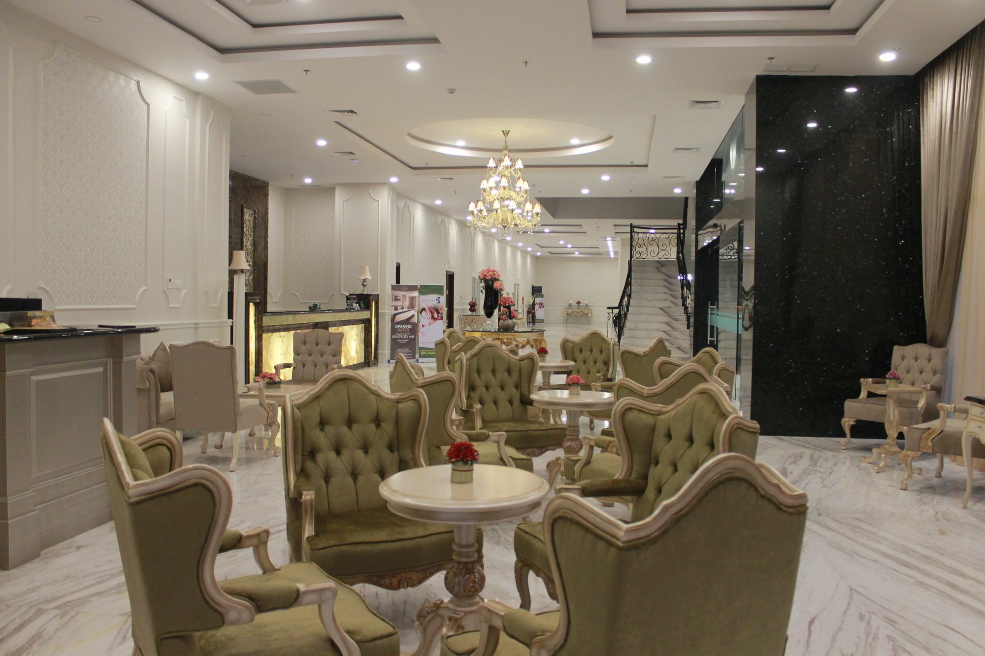 Grand Keisha Yogyakarta Hotel Kejayan Exterior foto